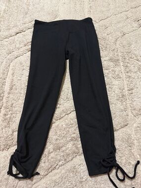 Abercrombie & Fitch Black Capri Leggings with Drawstring Hems
